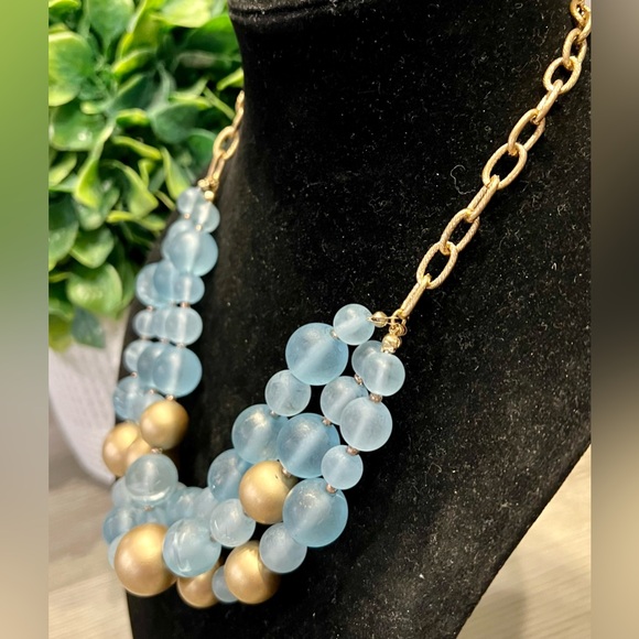 BEADED BLUE AND GOLD NECKLACE WITH CLIP ON EARRINGS SET-Gorgeous - Picture 8 of 9